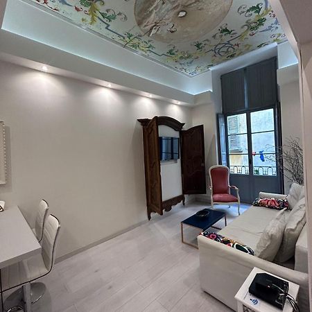 Luxury Apartment In The Heart Of Old Town Nice. Exterior photo